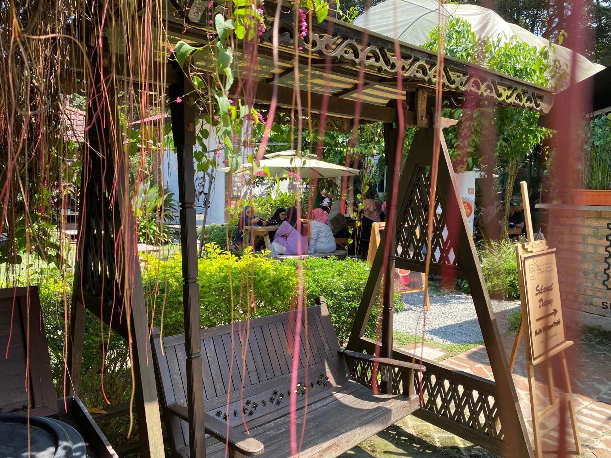 Kebun Puisi Villa Kajang Ngoại thất bức ảnh